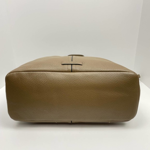 Vince Camuto | Caol Deep Moss Pebble Leather Large Handbag Tote Shoulder Strap - Picture 7 of 15